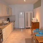 Tuxas House Daire Braga