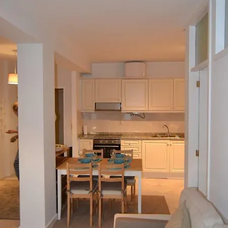 Tuxas House Apartamento *